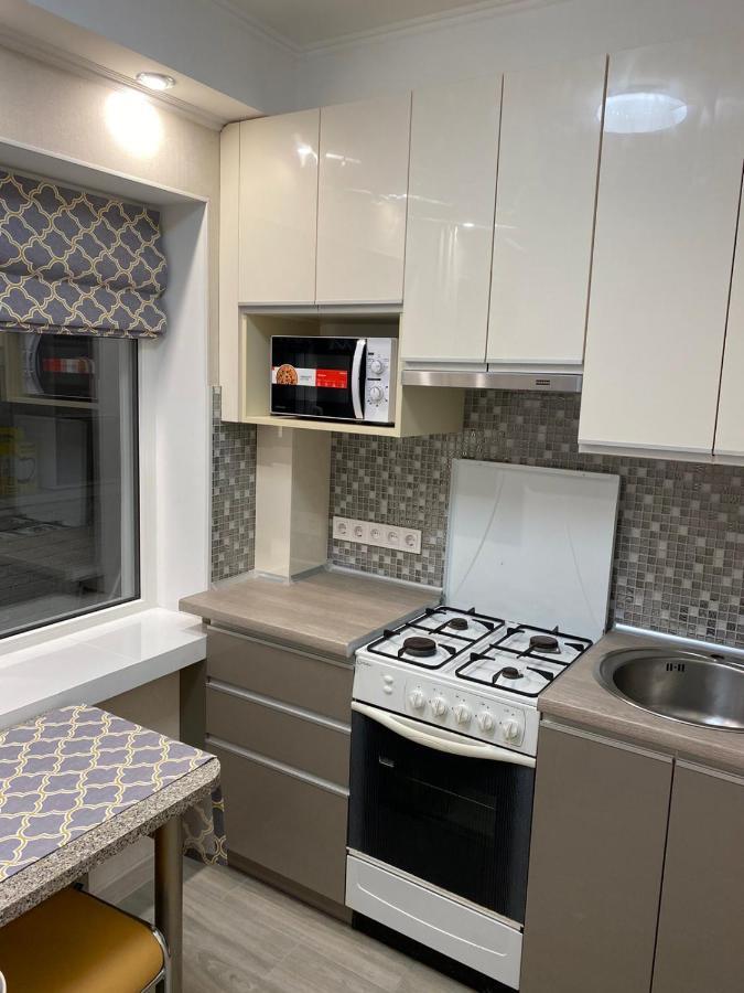 Квартира По Адресу Дружбы Народов 8А Kiev Exterior foto